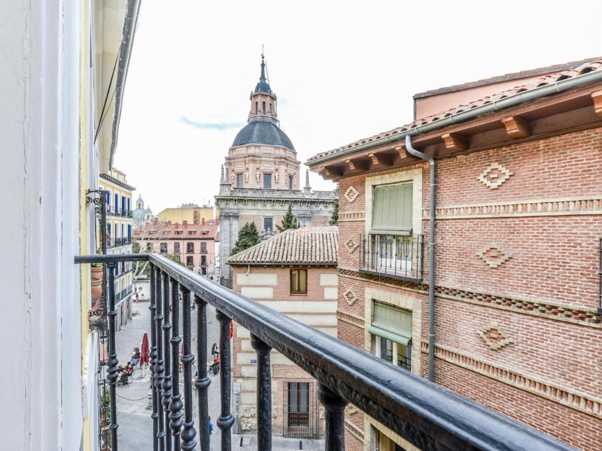 Apartamento Cava Baja Alquiler Temporal Madrid Exterior foto